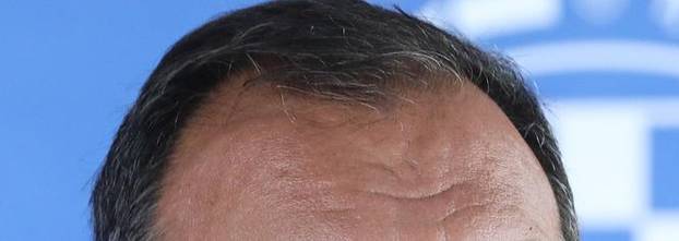 Zagreb: Ministar Vili Beroš nakon sjednice Vlade dao izjavu za medije