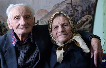 Slave 70. godišnjicu: Tjerali su me kada bih došao u njeno selo