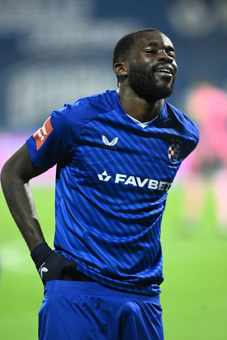 VIDEO Dinamovac je odgovorio Jošku Jeličiću? Kanga zaradio 3000 eura pa spustio hlačice