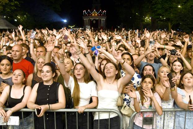 Bjelovar: Koncert Severine na Terezijani