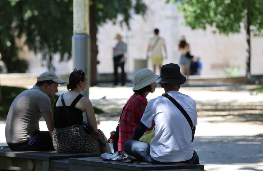 Splitske plaže pune su kupača 
