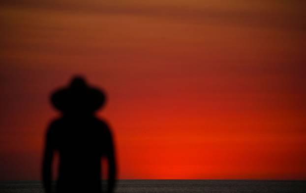 Igra svjetla i sjene uz ocean u Kaliforniji: Otac je sa djecom uživao u božanskom prizoru