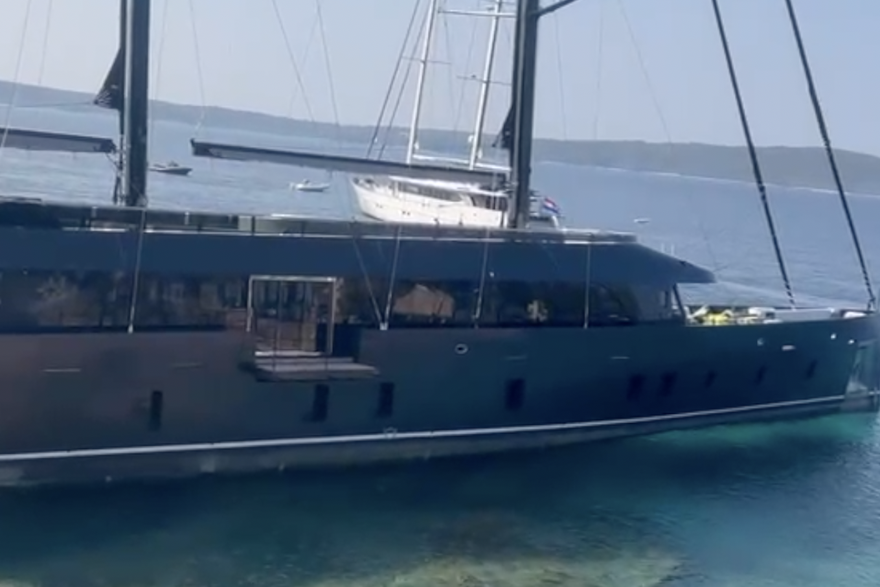 Nasukan brod na Hvaru