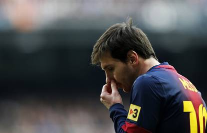 Katalonski Sport: Leo Messi protiv PSG-a počinje na klupi