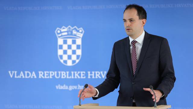 Zagreb: Ministar Malenica dao je izjavu uoči početka sjednice Vlade