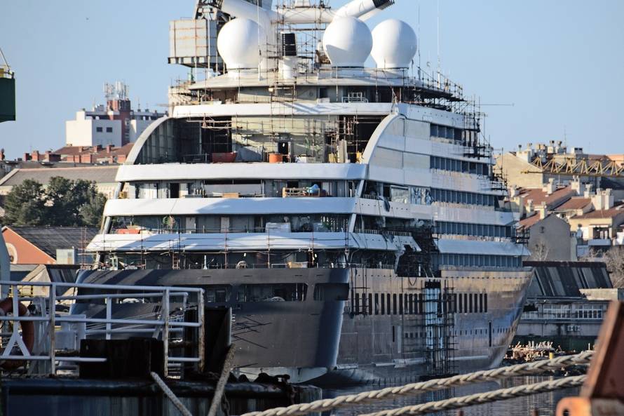 Pula: Nema ulaska u brodogradiliÅ¡te Uljanik, Äak ni za kooperante koji rade na polarnom kruzeru