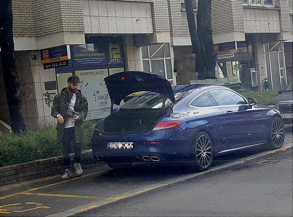 Grubnić je s 'mečkom'  u centru invalidu ukrao parkirno mjesto