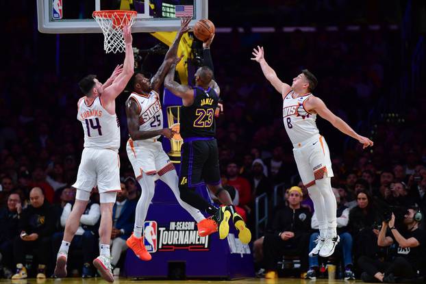NBA: In Season-Quarterfinals-Phoenix Suns at Los Angeles Lakers