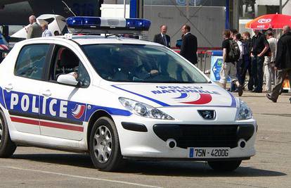 Francuski policajci uhvatili u velikoj akciji 90 pedofila