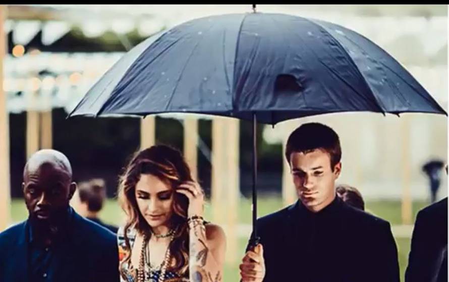 Paris izjurila s revije: Zgrozilo ju izrabljivanje konja za modu