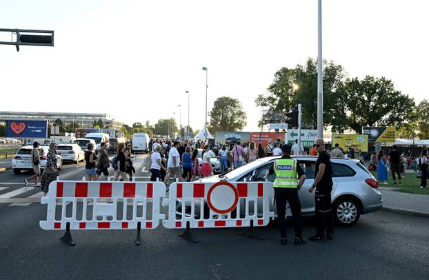 Zagreb: Iščekivanje koncerta Eda Sheerana kod Mosta slobode