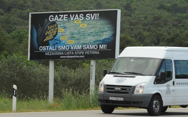 Šibenska Dubrava: Predizborni plakati s porukom Gaze vas svi, ostali smo samo Mi