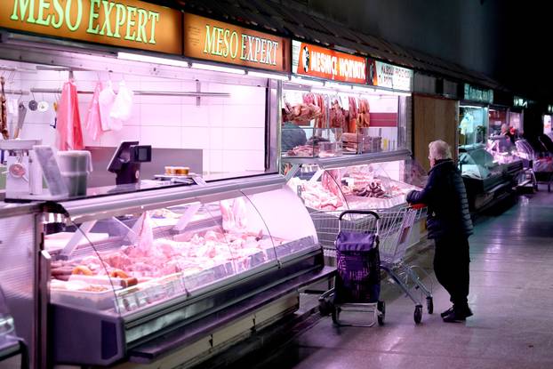 Zagreb: Unutarnji dio tržnice Dolac ponovno radi