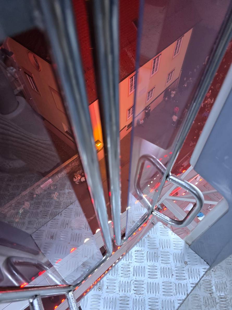 Drama na Adventu u Varaždinu! 'Kotač je zapeo kad smo bili na vrhu. Ručno su nas vraćali...'