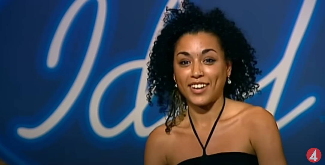 Šokantna promjena pobjednice Eurosonga: Kovrčava kosa bez šiški, tamnija put, tanje obrve...