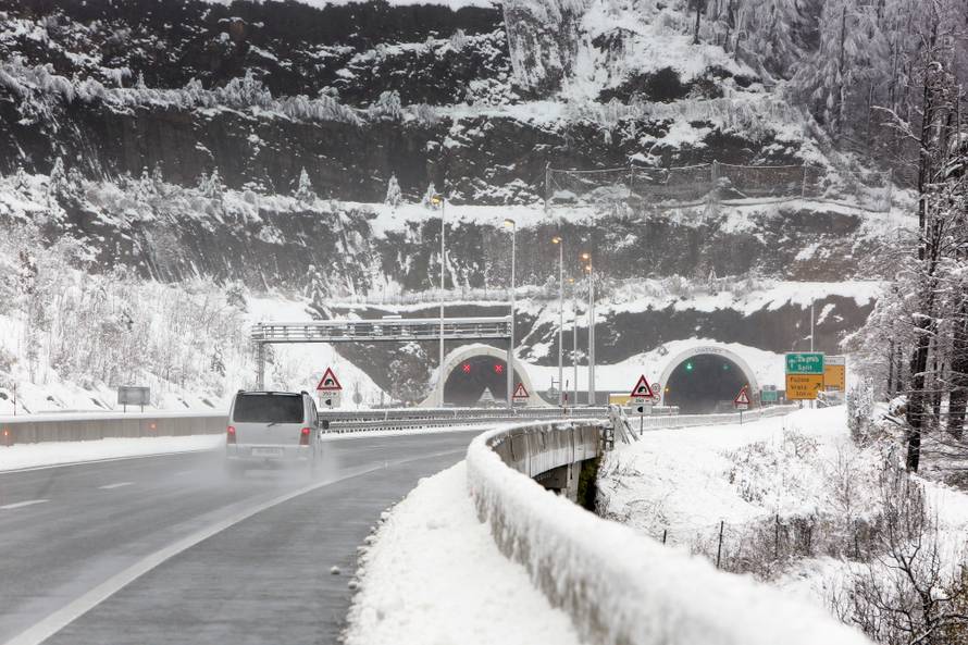 Snijeg prekrio Sljeme i Platak, Rijeka rekorder po količini kiše