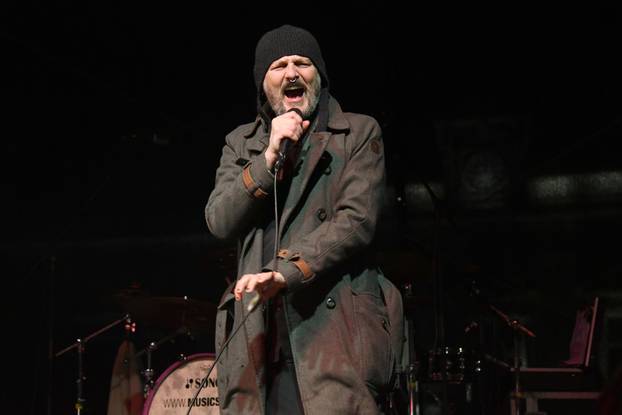 Damir Urban održao je koncert u Koprivnici 