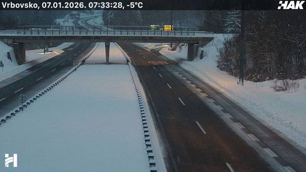 FOTO Autoceste diljem Hrvatske zametene snijegom, pogledajte