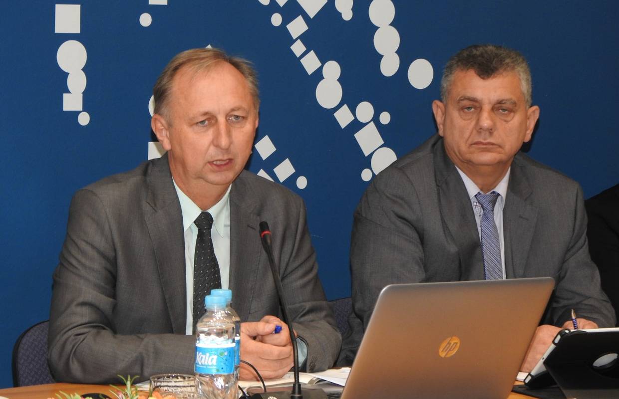 USKOK traži istražni zatvor za gradonačelnika Kutine i ostale