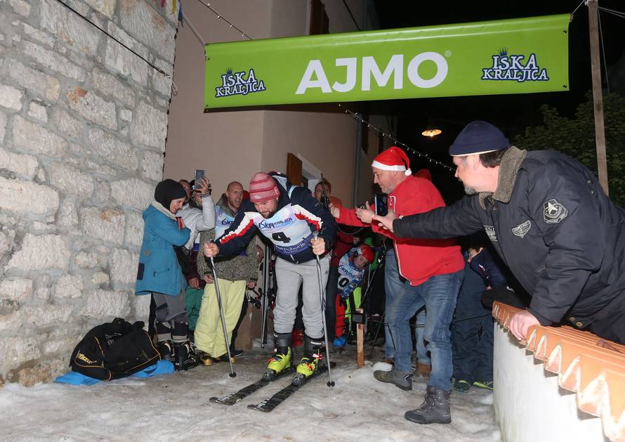 Skijaški spektakl uz more: Iška kraljica privukla je stotine ljudi