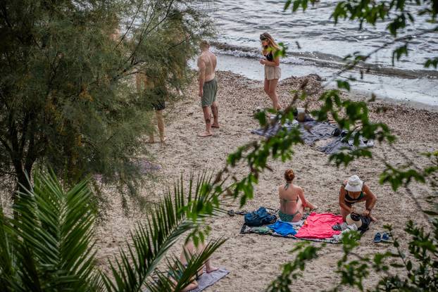 Split: Jesen na plaži