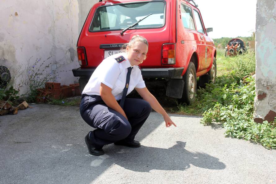 Samo da ne eksplodira: Žive s granatom u dvorištu 26 godina
