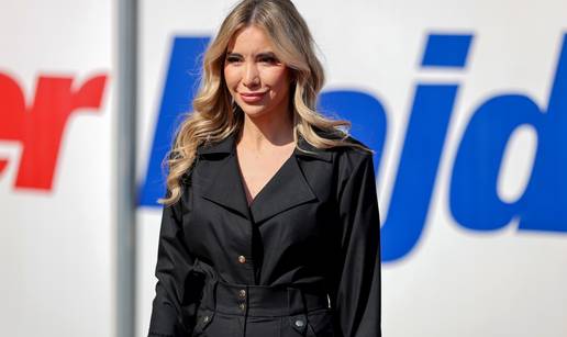 FOTO Valentina zablistala na Poljudu, a dobro raspolo&zcaron;eni Rakiti&cacute; &ccaron;avrljao s dinamovcima