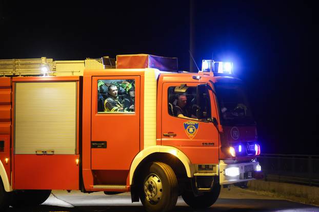 Zagreb: Teška prometna nesreća u kojoj je jedna osoba smrtno stradala