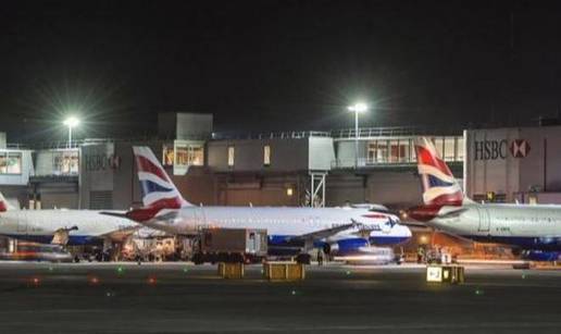 Otkazali su letove na Gatwicku jer dronovi nadlijeću aerodrom