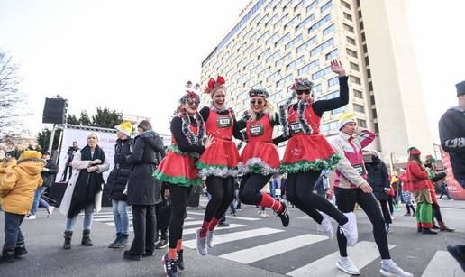 Ulicama Zagreba: Humanitarna i kostimirana utrka Advent Run