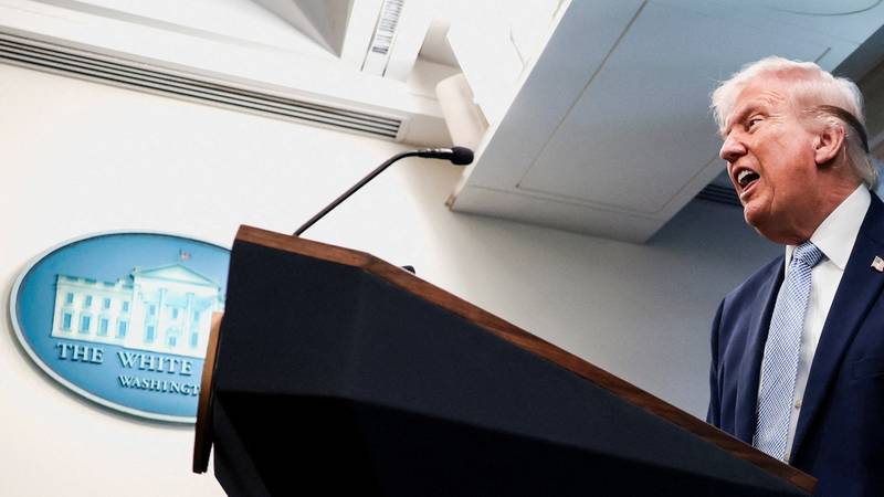 Trump šokirao svijet objavom: 'NAJJAČI RESET SVIJETA!!!' uoči ključnih pregovora s Iranom