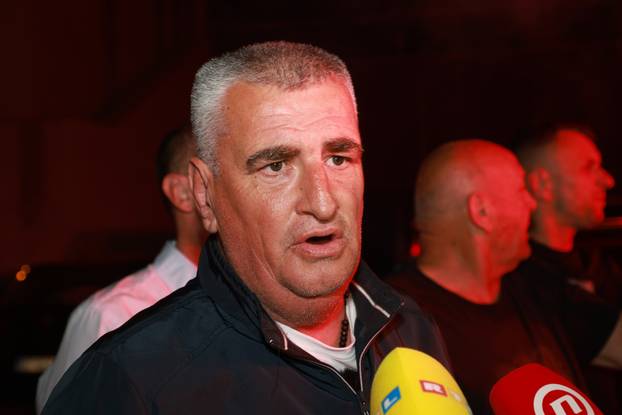 Sinj: Atmosfera u stožeru Mire Bulja nakon rezultata izbora