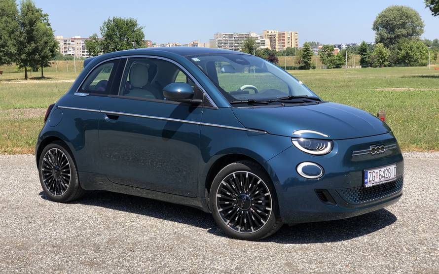 Testirali smo: Električni Fiat 500 je šarmantan, zabavan i dobar