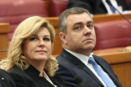 'Kolinda mi je nudila novac da budem njezin tajni suradnik'