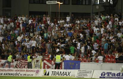 Zaiskrilo je među navijačima na derbiju između Splita i Hajduka