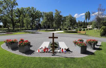 Bandićevo grobno mjesto pod tajnim je izvidima: Tri godine nakon smrti još nema dogovora