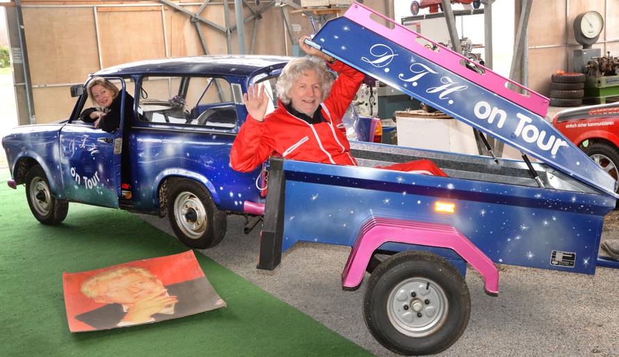 'Drehorgel-Rolf' takes a trip