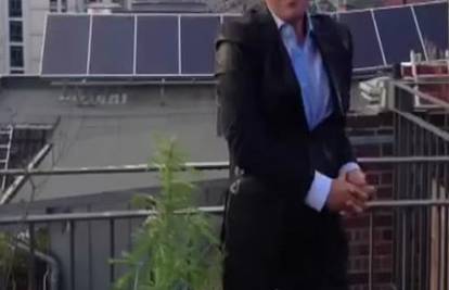 Ulovljen! Njemački političar uzgaja 'travu' na svojoj terasi