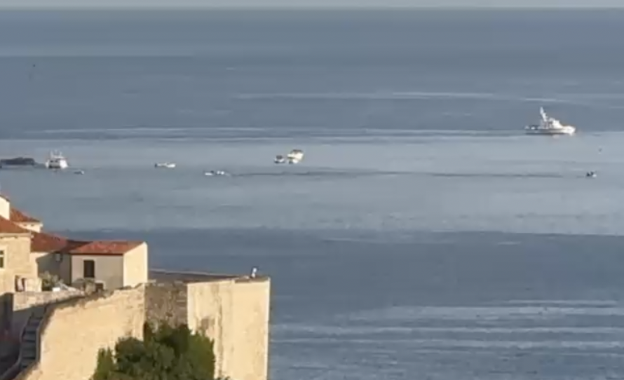 Zbog velike dubine mora kraj Lokruma, u potragu za roniocem idu mornarica i podvodni dron