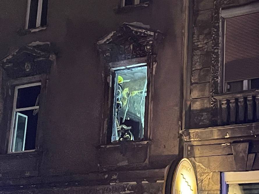 Vatrogasci su objavili snimku dolaska na intervenciju požara u Zagrebu: 'Ljudi unutra vrištali'