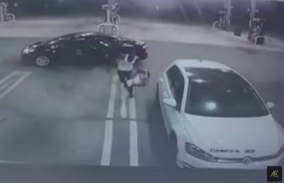 Ukrao automobil s bebom pa dijete ostavio na benzinskoj