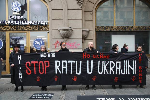 Beograd: "Žene u crnom" održale skup podrške Ukrajini, ali nije prošlo bez provokacija