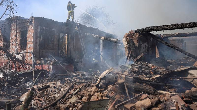 U ruskom napadu na središnju Ukrajinu ubijena djevojčica 18 2025 04 23t102939z 979334326 rc2m3eaw32qo rtrmadp 3 ukraine crisis attack sloviansk