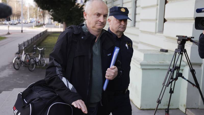 Uhićeni gradonačelnik Nove Gradiške na sudu: Čeka se odluka o istražnom zatvoru