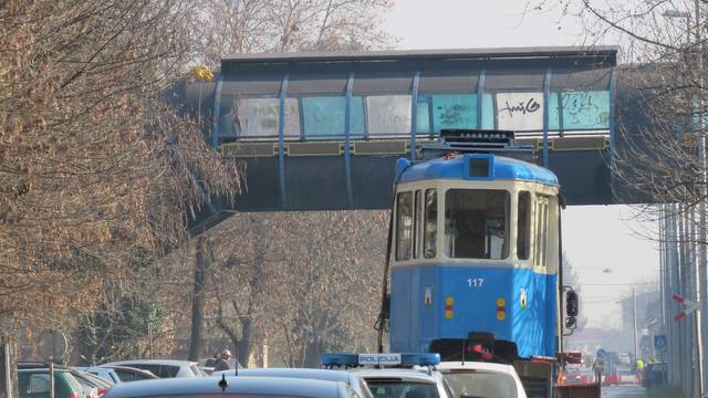 Brođani su i to doživjeli: Kroz njihov grad je prošao tramvaj