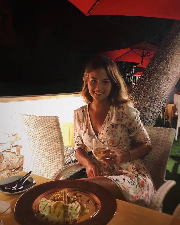 FOTO Teniska zvijezda uhodi poznatu Ruskinju! 'Stalno se javlja i zove me na spoj...'