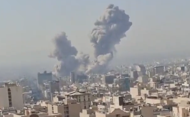 FOTO Evo kako je izgledao napad SAD-a i Izraela na Iran!