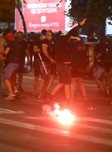 Beograd: Sukob građana i studenata s policijom tijekom prosvijeda