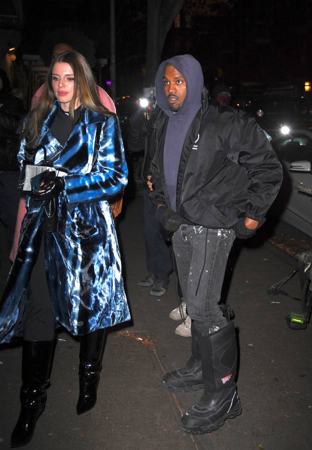 Kanye West Arriving At Carbone Restaurant In New York City With Unidentified Women As His Date And Friends Tonight In New York City