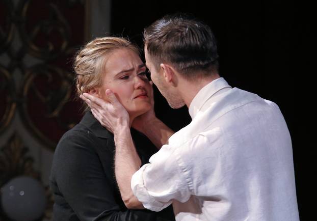 Šibenik: Predstava Ljubavna pisma Staljinu